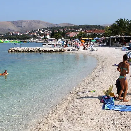 Seaside With A Swimming Pool Okrug Gornji, Ciovo - 5962 Апартаменты Трогир