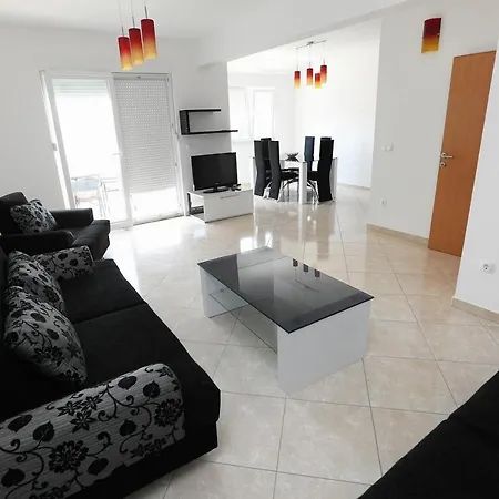 Seaside With A Swimming Pool Okrug Gornji, Ciovo - 5962 Апартаменты Трогир
